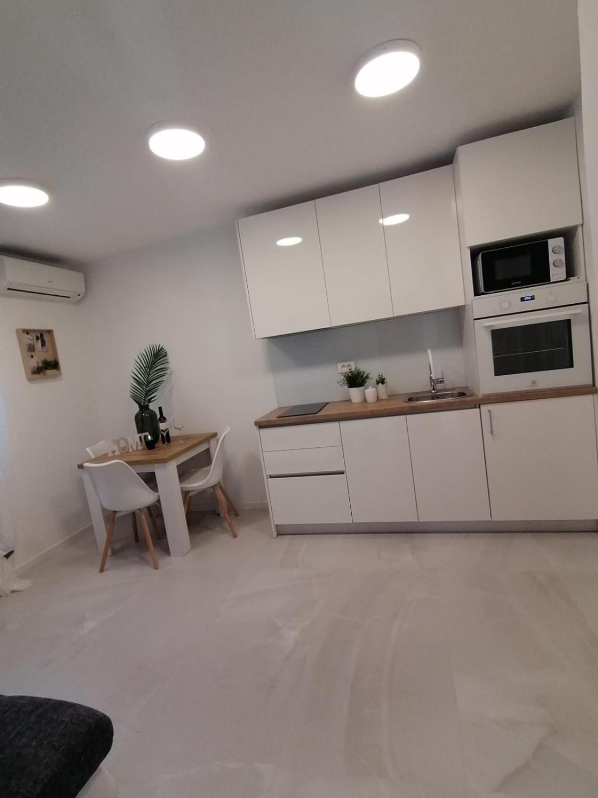 Apartmani Zoric Vodice Room photo