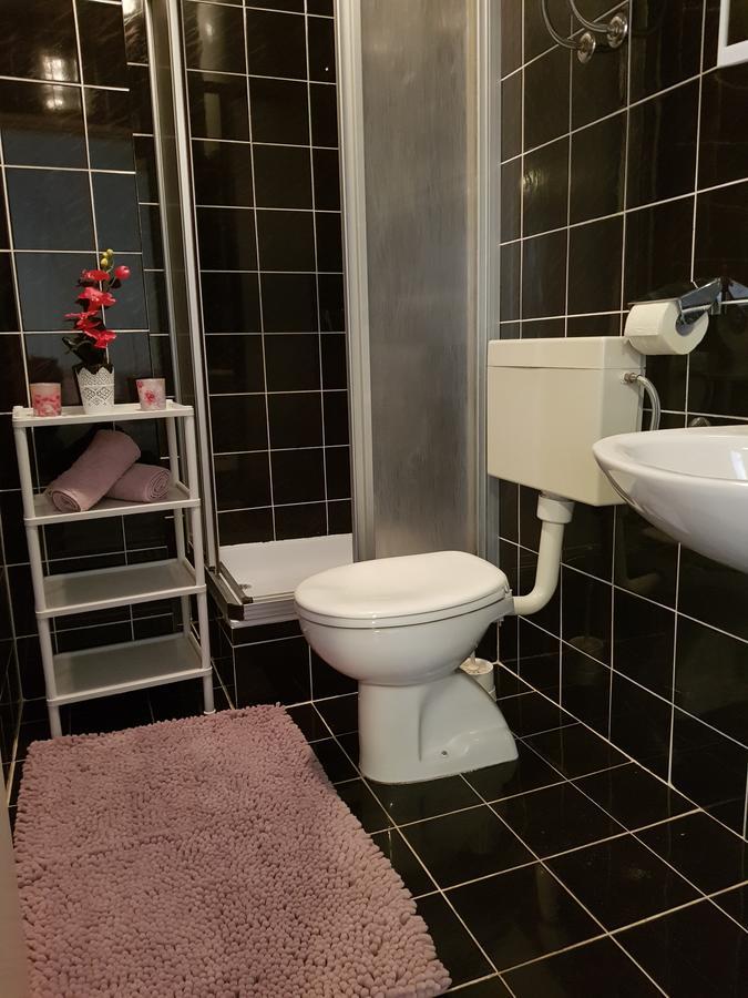 Apartmani Zoric Vodice Exterior photo